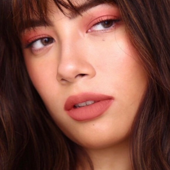 XSOLDX NIB Sunnies Face Fluffmatte in Milkshake - Picture 4 of 7